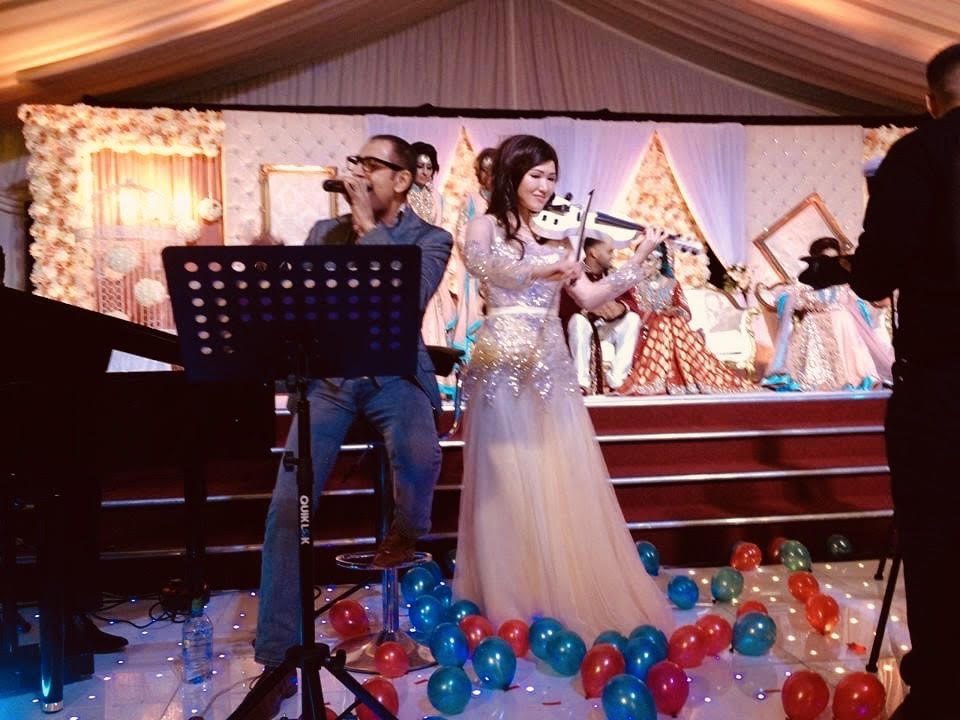 Sikh wedding entertainment